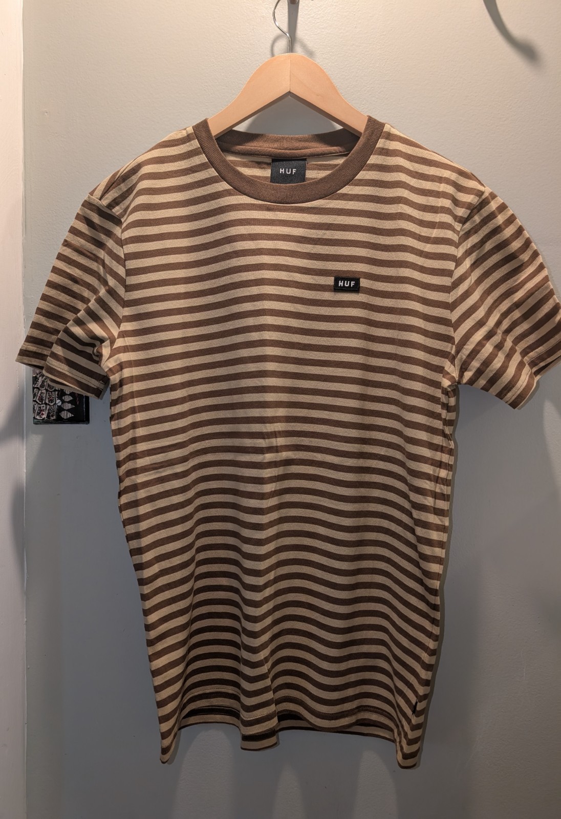 HUF Short Sleeve Striped T-Shirt Brown Size Small New