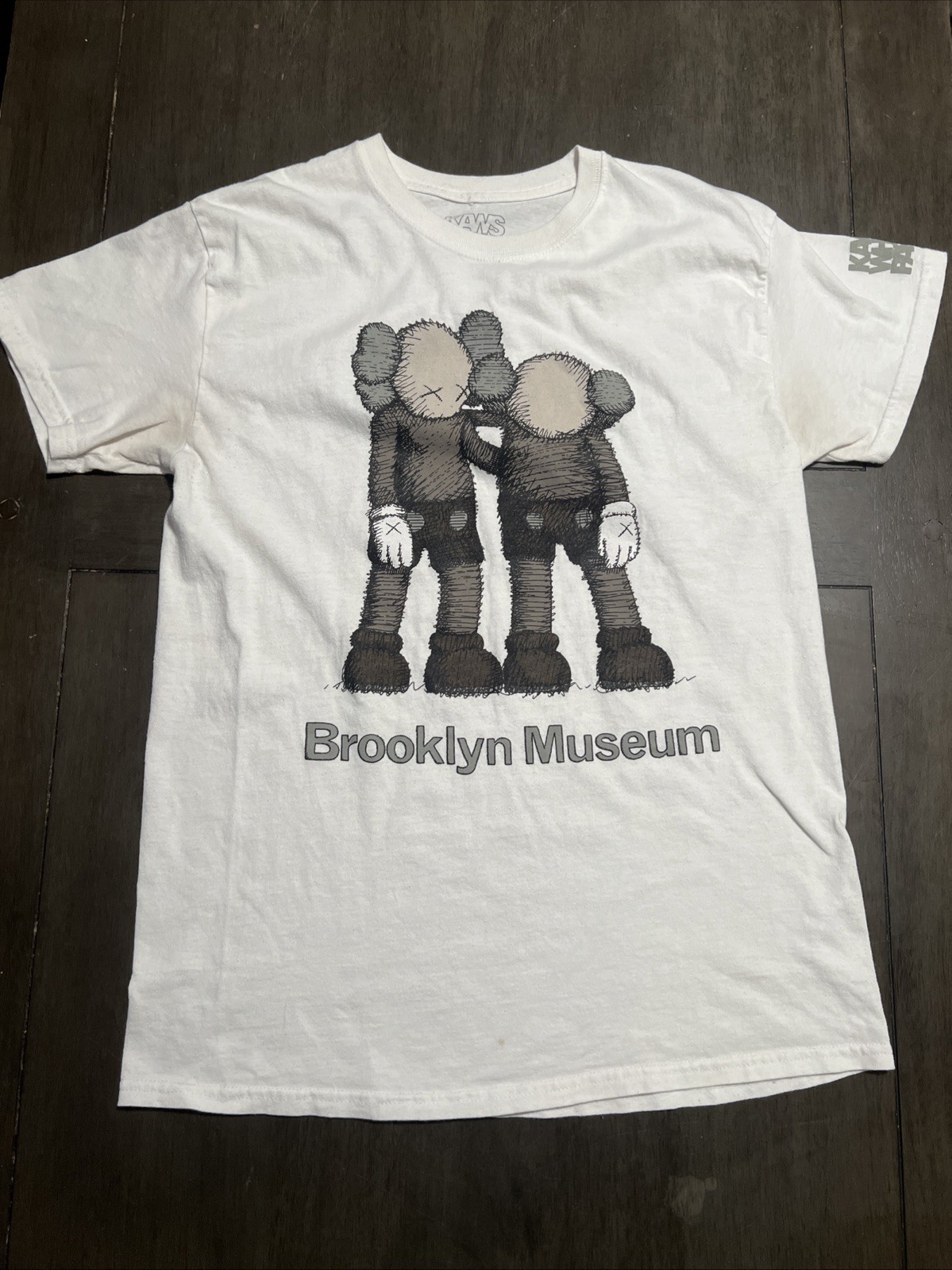 KAWS Brooklyn Museum Limited Edition ALONG THE WAY T-shirt Shirt Size Medium