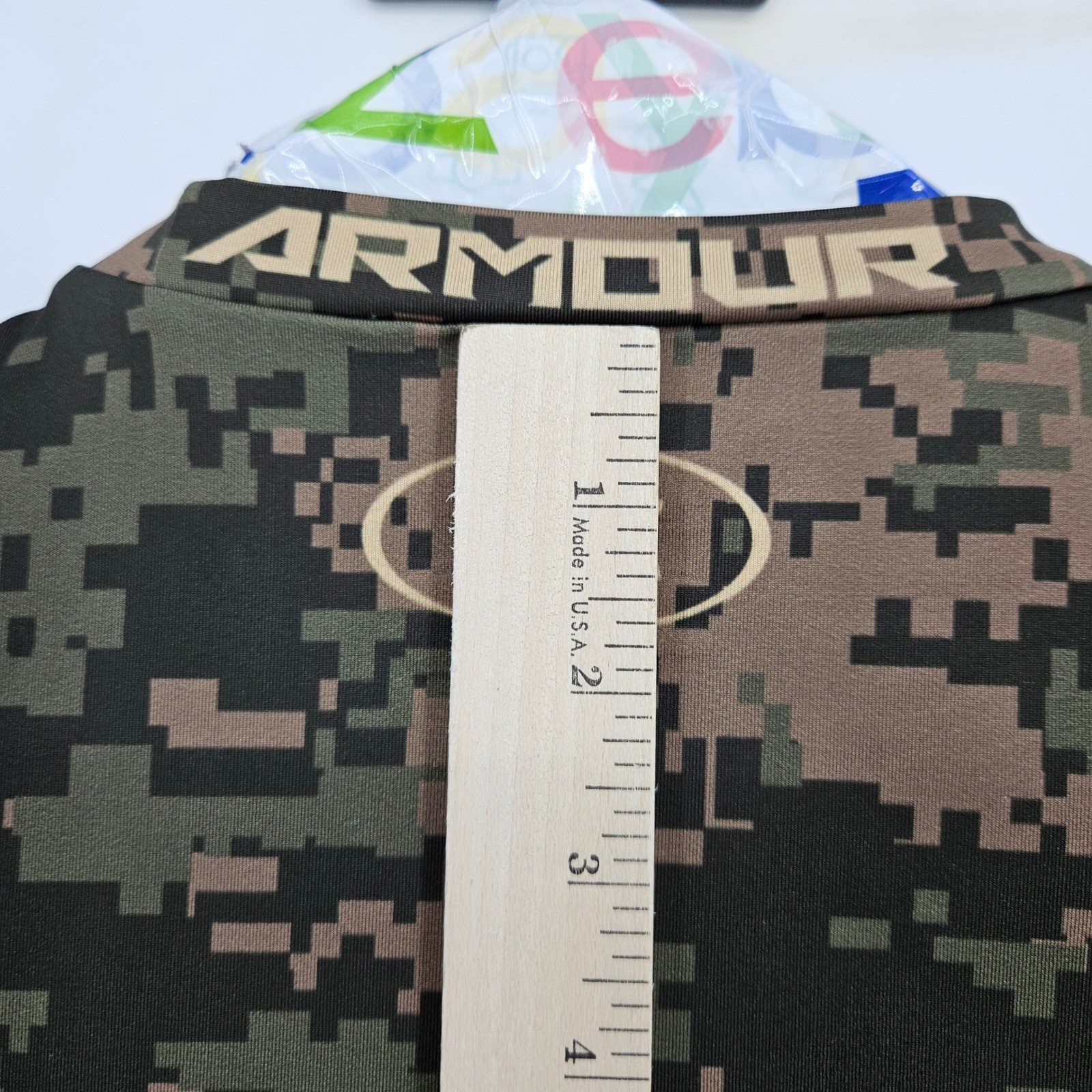 Under Armour Compression Shirt Mens Medium Camo Heatgear Short Sleeve gallery