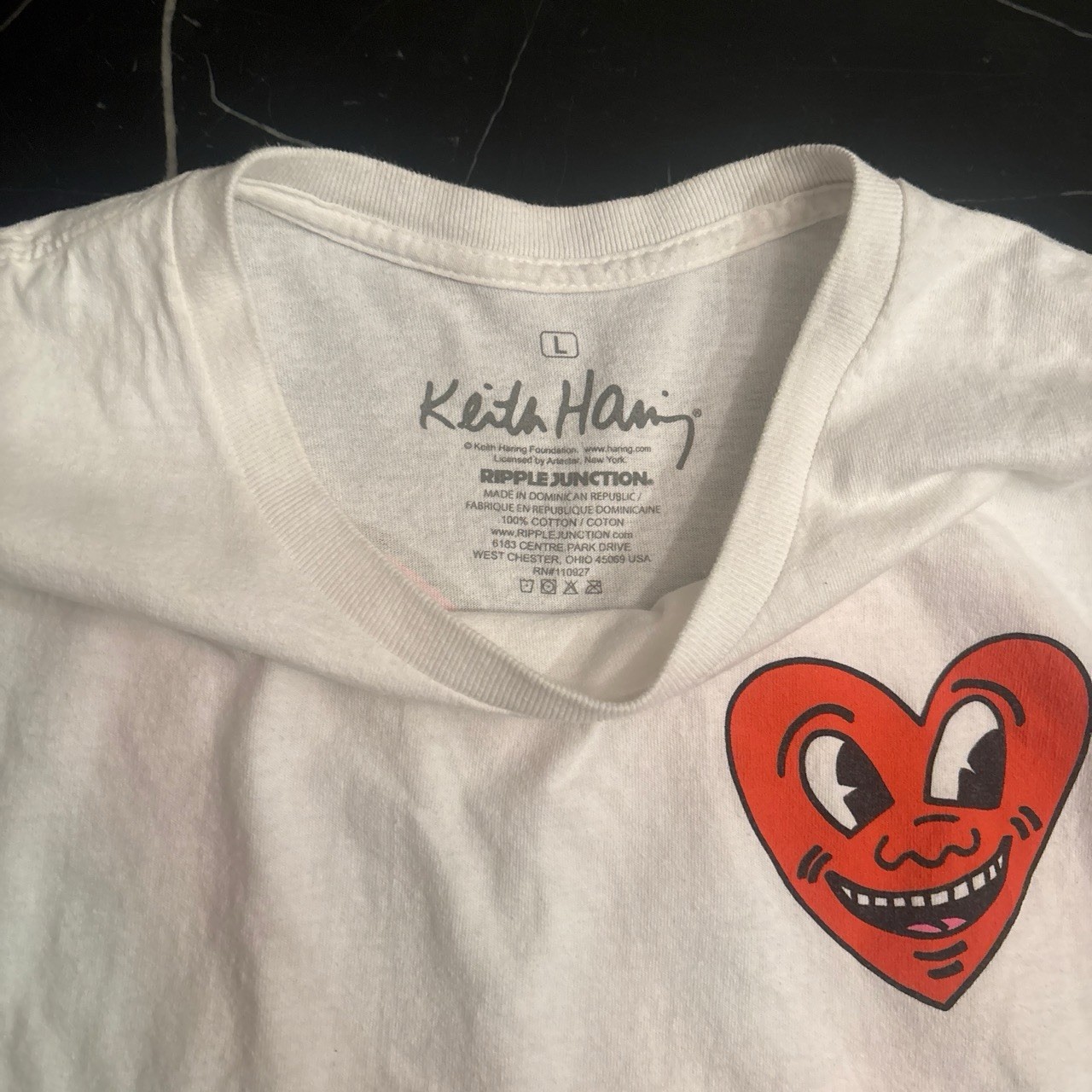 Keith Haring Men's L White Graphic Heart Crew Neck Short Sleeve Cotton Tee gallery