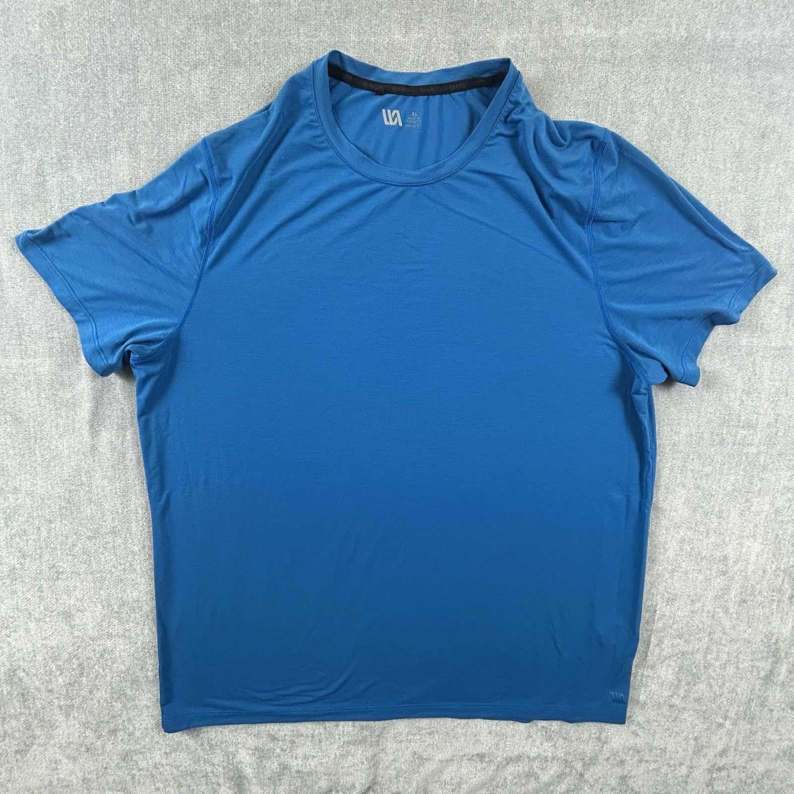 Vrst T-Shirt Mens XL Blue Short Sleeve Activewear Pullover Shirt gallery