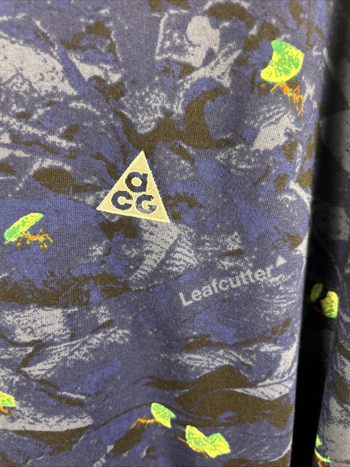 Nike ACG Shirt Mens Large Blue Dri-FIT Leafcutter Graphic Loose Fit HJ0794-410 gallery