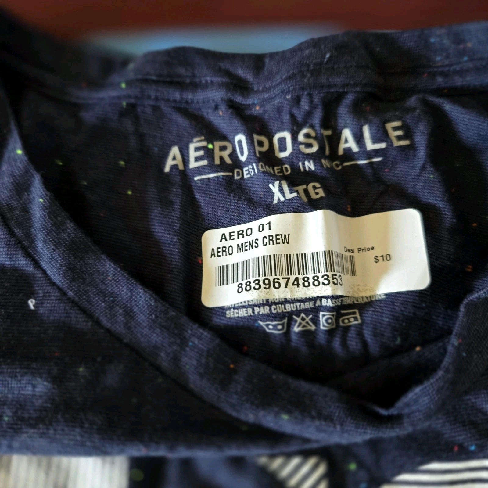 New With Sticker Tag Aero With Color Dots T-Shirt, short Sleeve Xl gallery