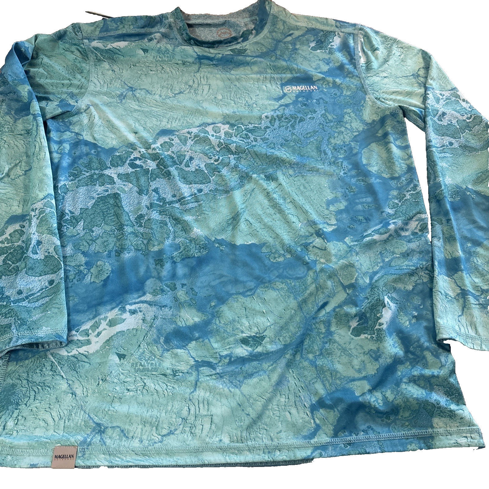 Magellan Fishing T-Shirt Aqua Blue Realtree Fish Camouflage Reversible Size Sm gallery