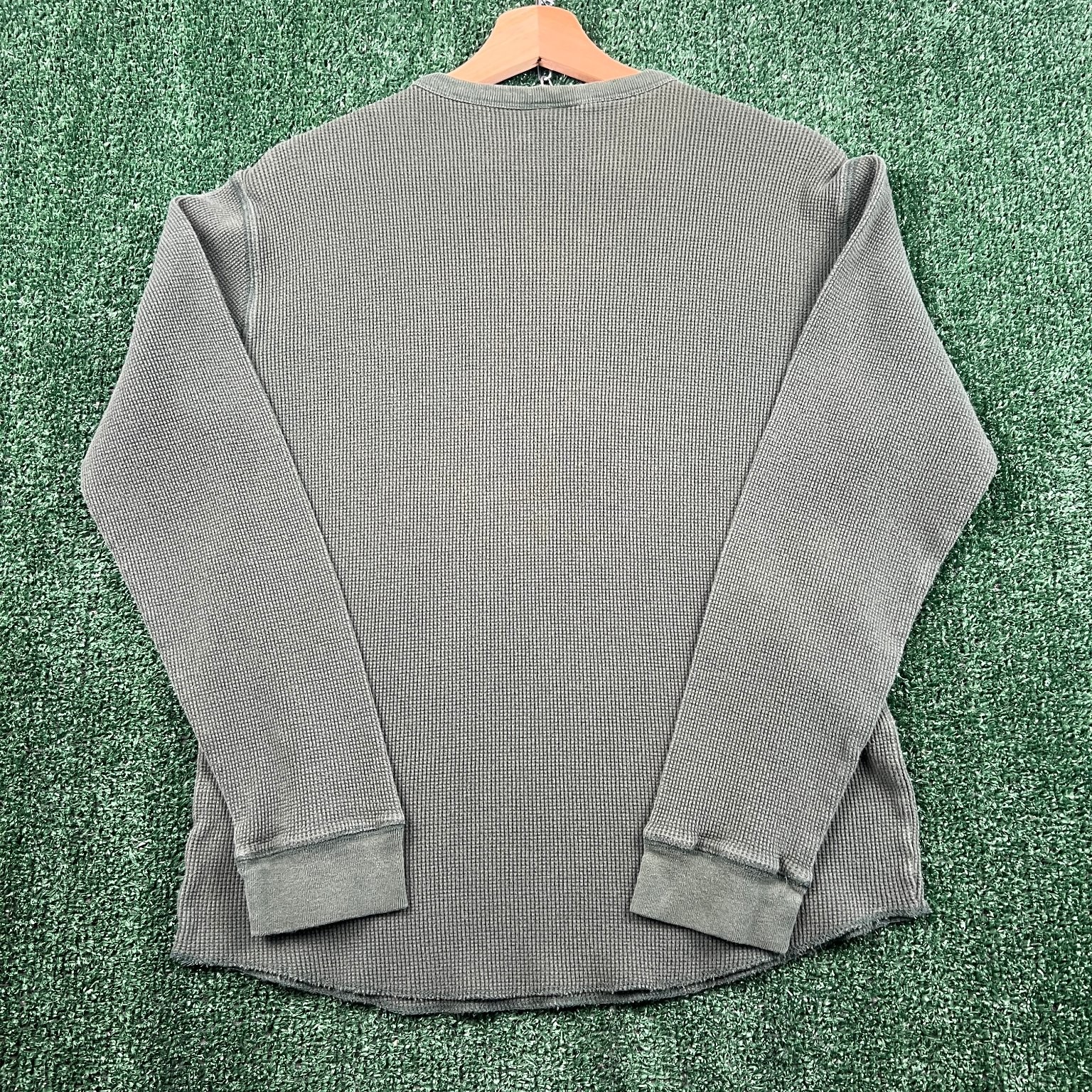 VTG Old Navy T-Shirt Men M Green Thermal Waffle Long Sleeve Spellout Old English gallery