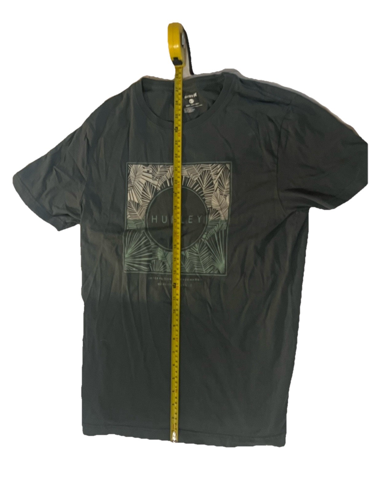 Hurley Graphic Tee Mens Medium Green Cotton Travel Beach Outdoor Short Sleeve gallery
