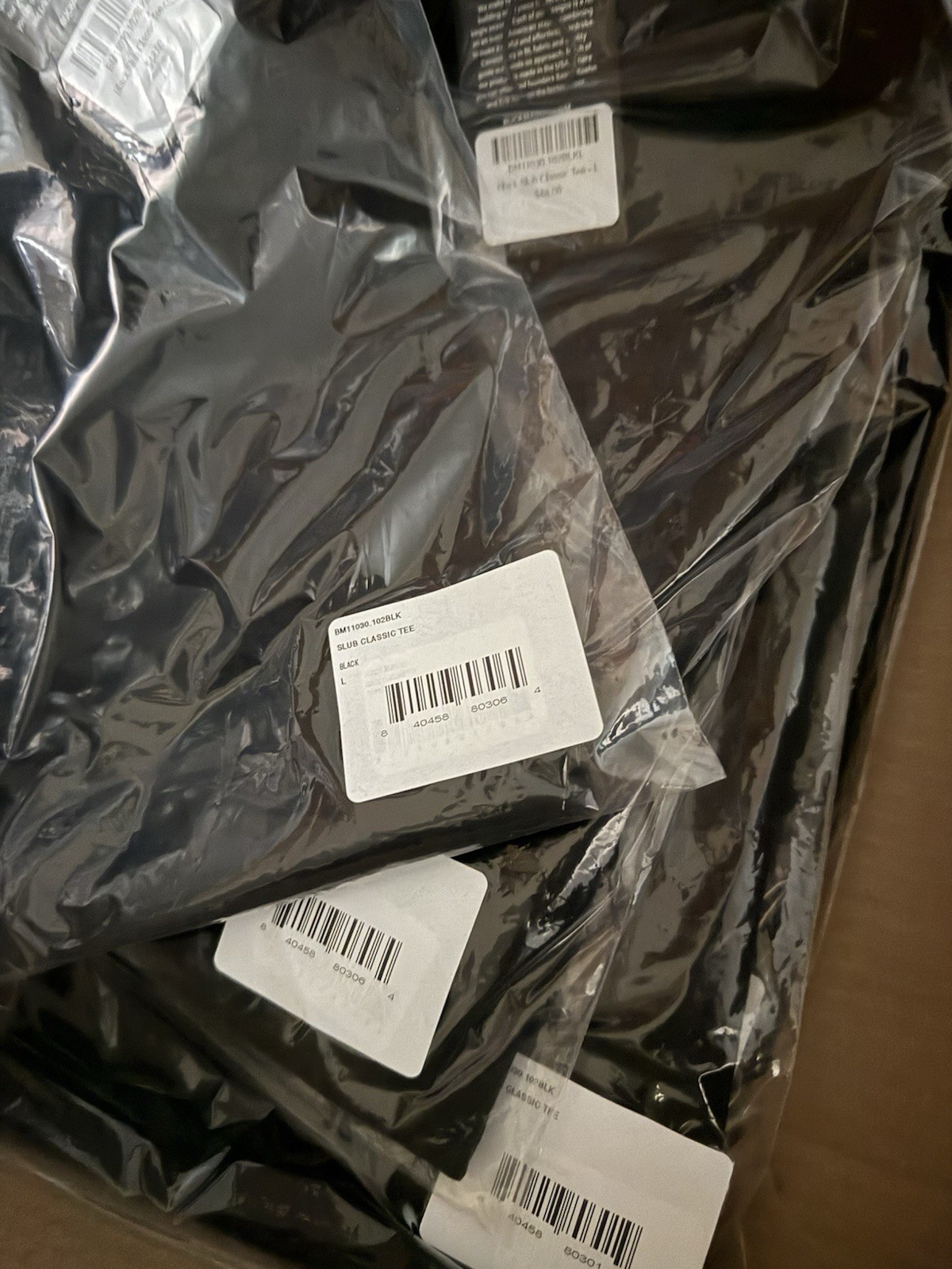 Buck Mason USA Made Slub Cotton 145GSM Black T-Shirt STANDARD Length gallery