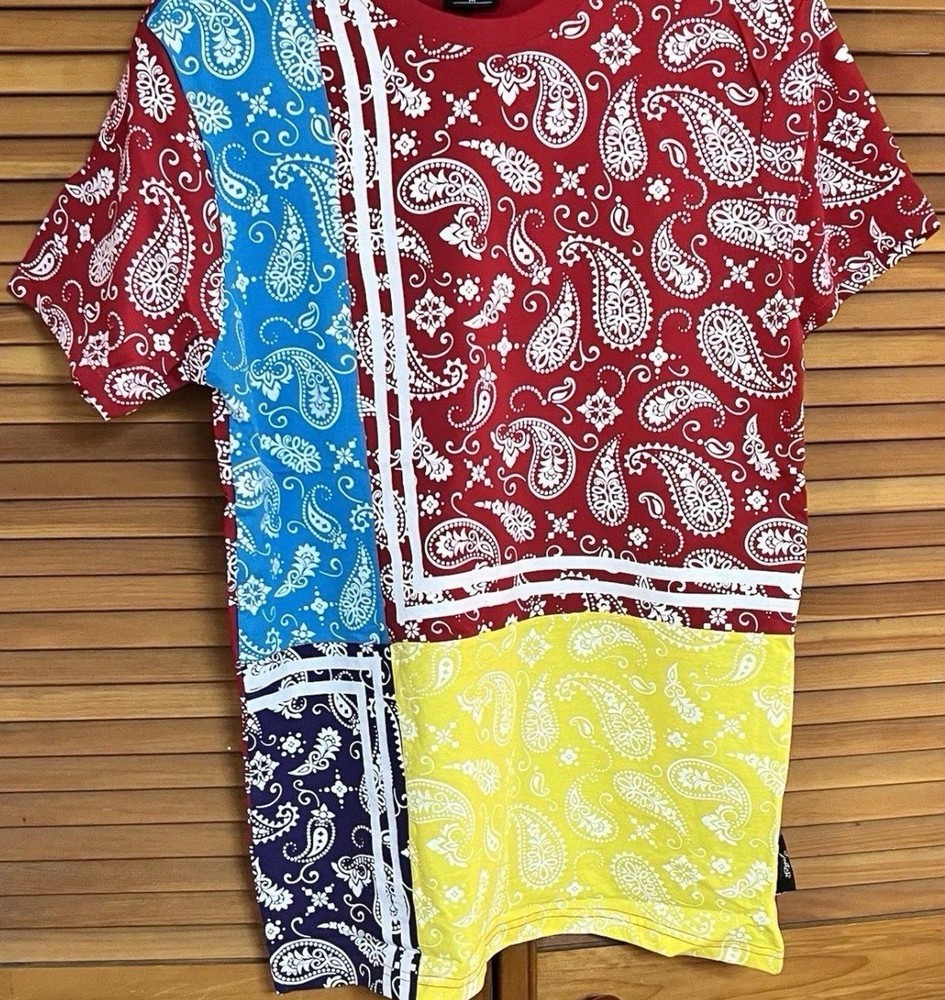 Switch Remarkable Patchwork Bandana T-Shirt Multicolor Streetwear – Size S – NWT