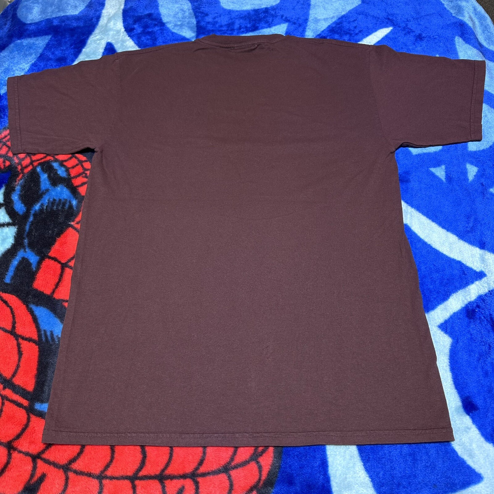 2000s Hershey’s Chocolate Magnificent Machine Employee T-Shirt Size Medium gallery