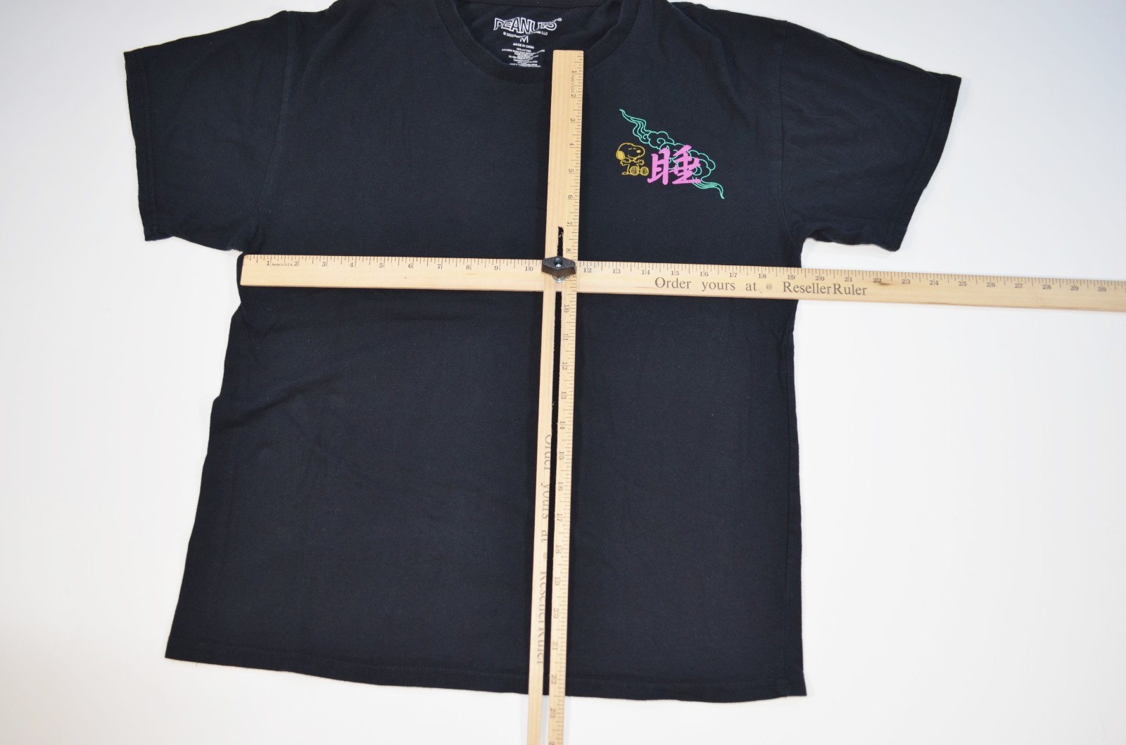 Peanuts Snoopy Japan Sleeping on Roof Rooftop of Temple Shirt Medium gallery
