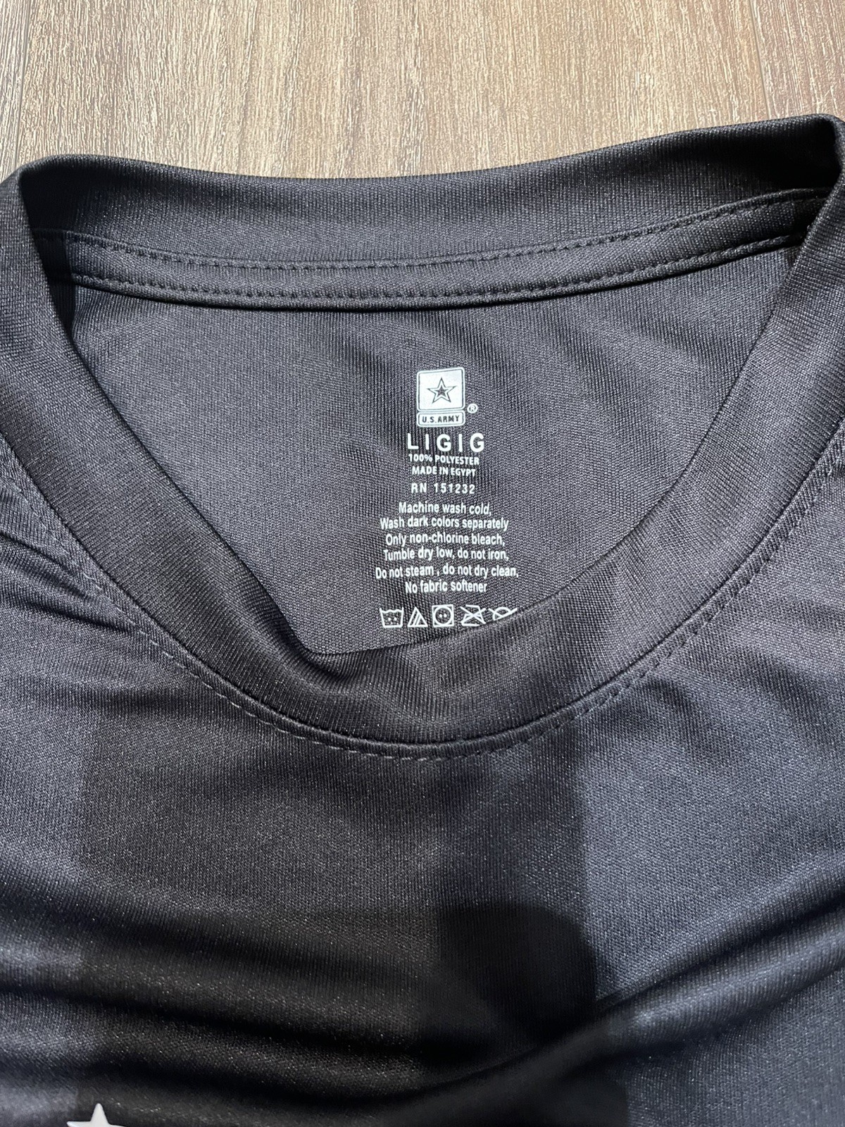 US Army Large Flag Logo Black Performance T-Shirt Military Official Licensed New gallery
