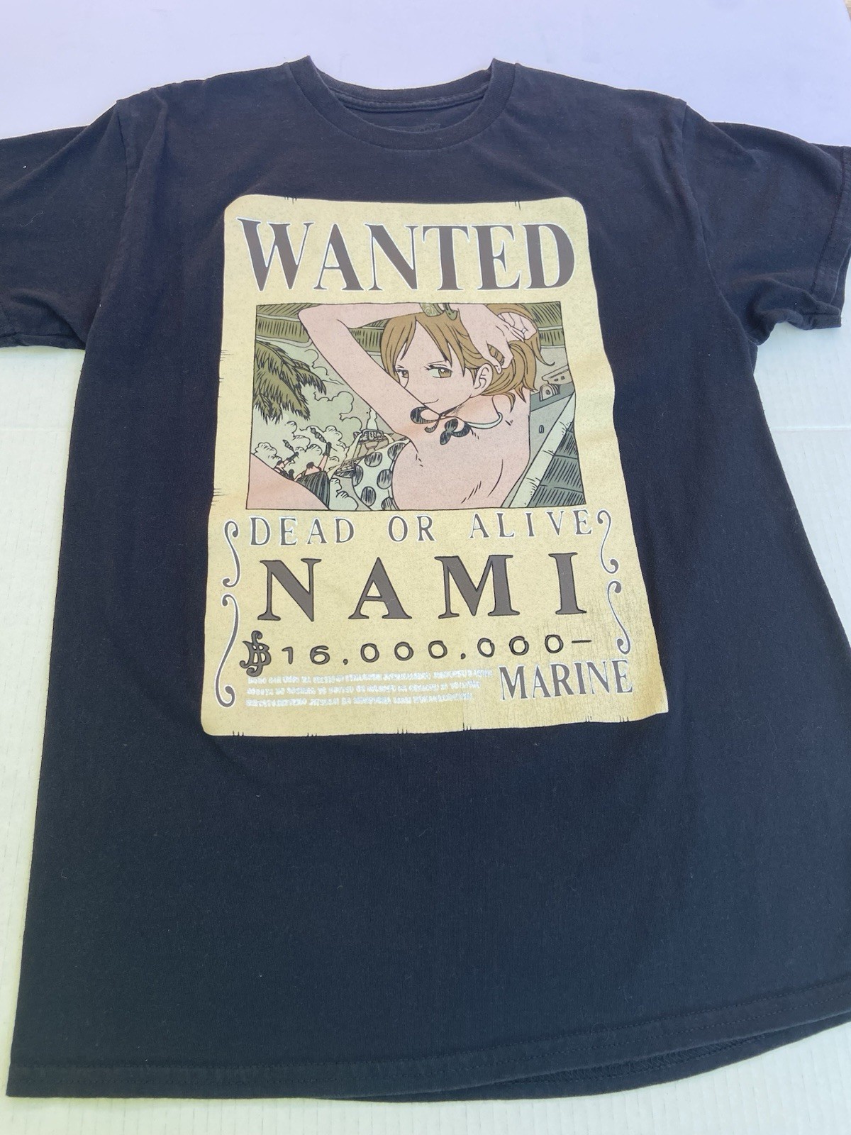 One Piece Anime Tee T Shirt Size MEDIUM~ Wanted Dead Or Alive Nami