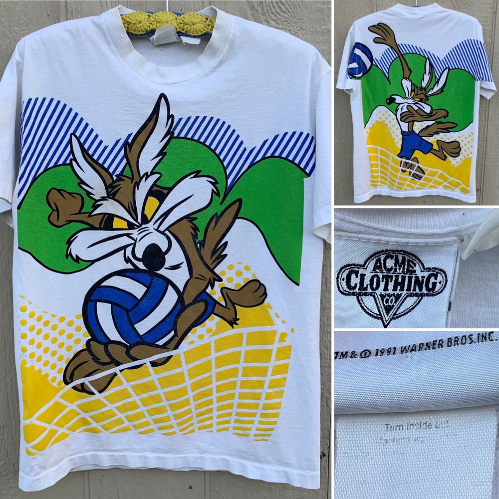 vintage Wile E Coyote t-shirt front back graphics single stitch 1990s 90s size S