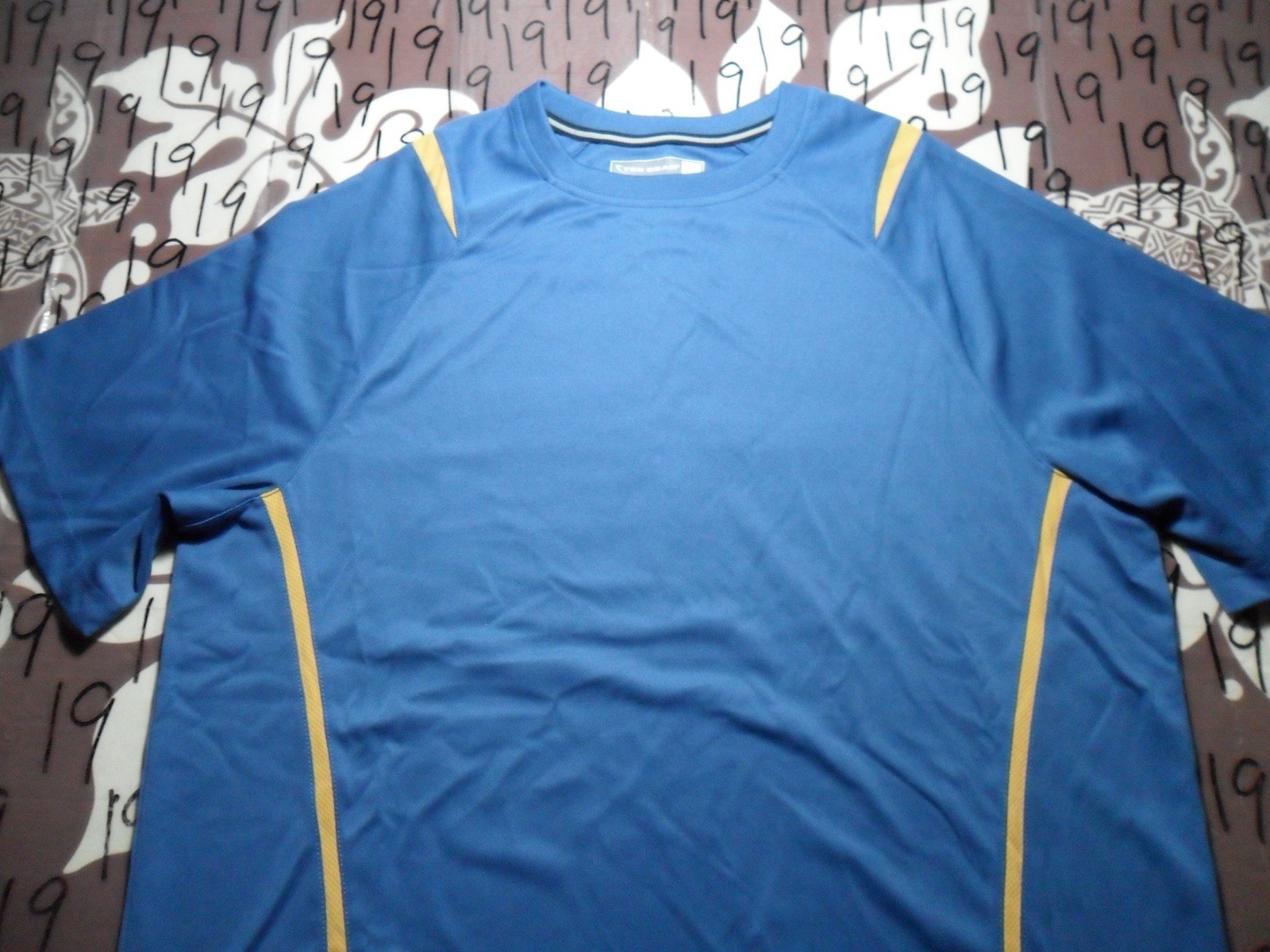 XL NWOT Tek Gear Blue and Yellow 100% Poly Athletic Shirt gallery