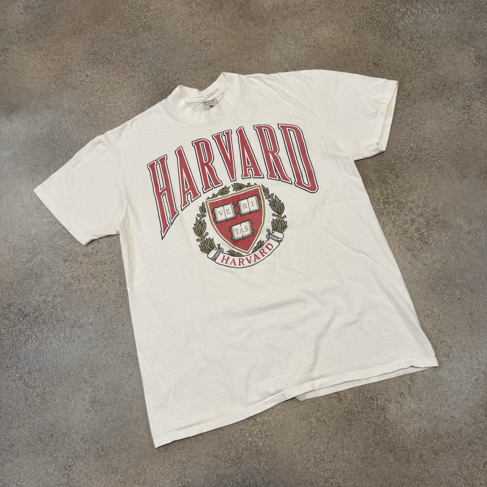Vintage 90s Harvard University Crest Tee Shirt Fits Large Galt Sand White 1990s gallery