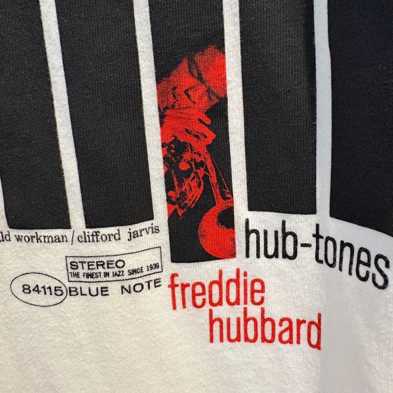 UNIQLO UT x Blue Note Records Freddie Hubbard Hub Tones Graphic T Shirt White XS gallery