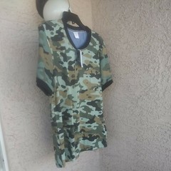 AUTHENTIC “REVERSE THREADS” CHAMP MEN’S CAMO SHORT SLEEVE KNIT SHIRT SIZE M