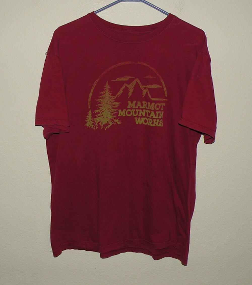 Marmot Mountain Works Men’s Large (XL) SS T Shirt Red Organic Cotton