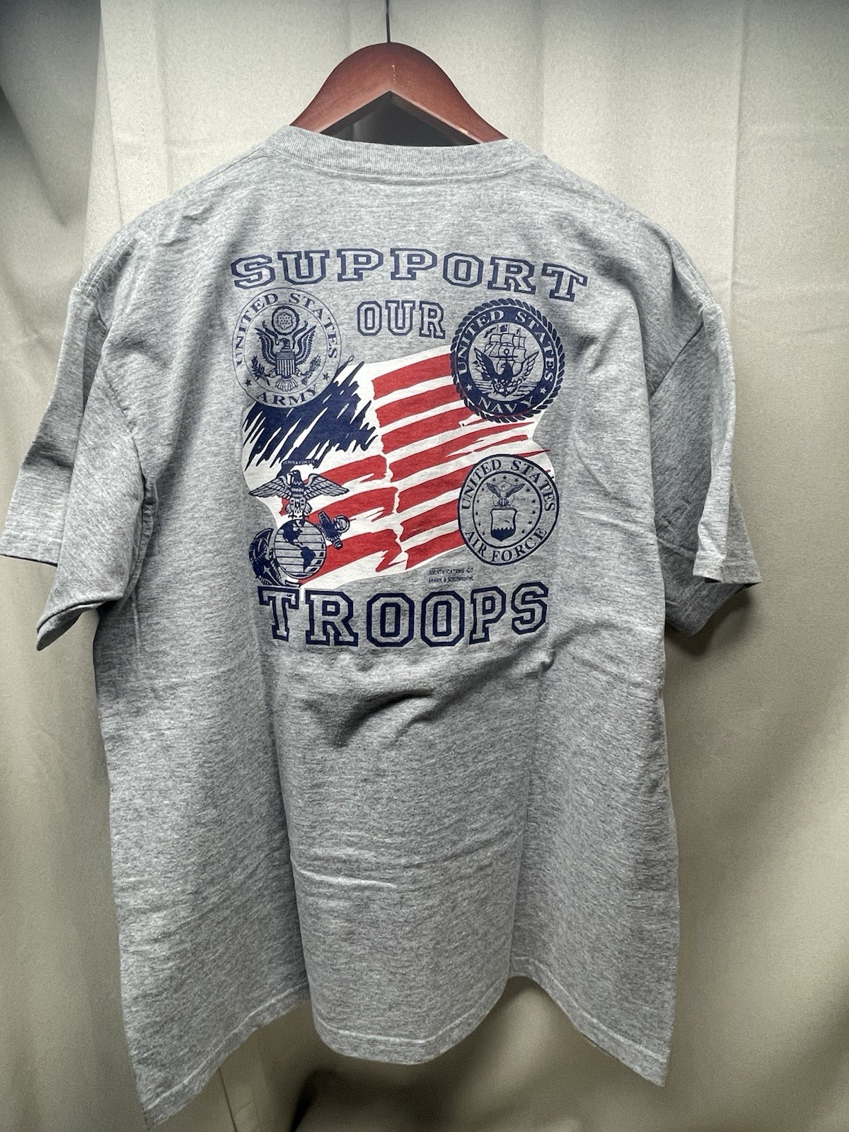 Fruit of the Loom Best Men's XL Gray Crew Neck Graphic T-Shirt U.S. Navy Vet gallery