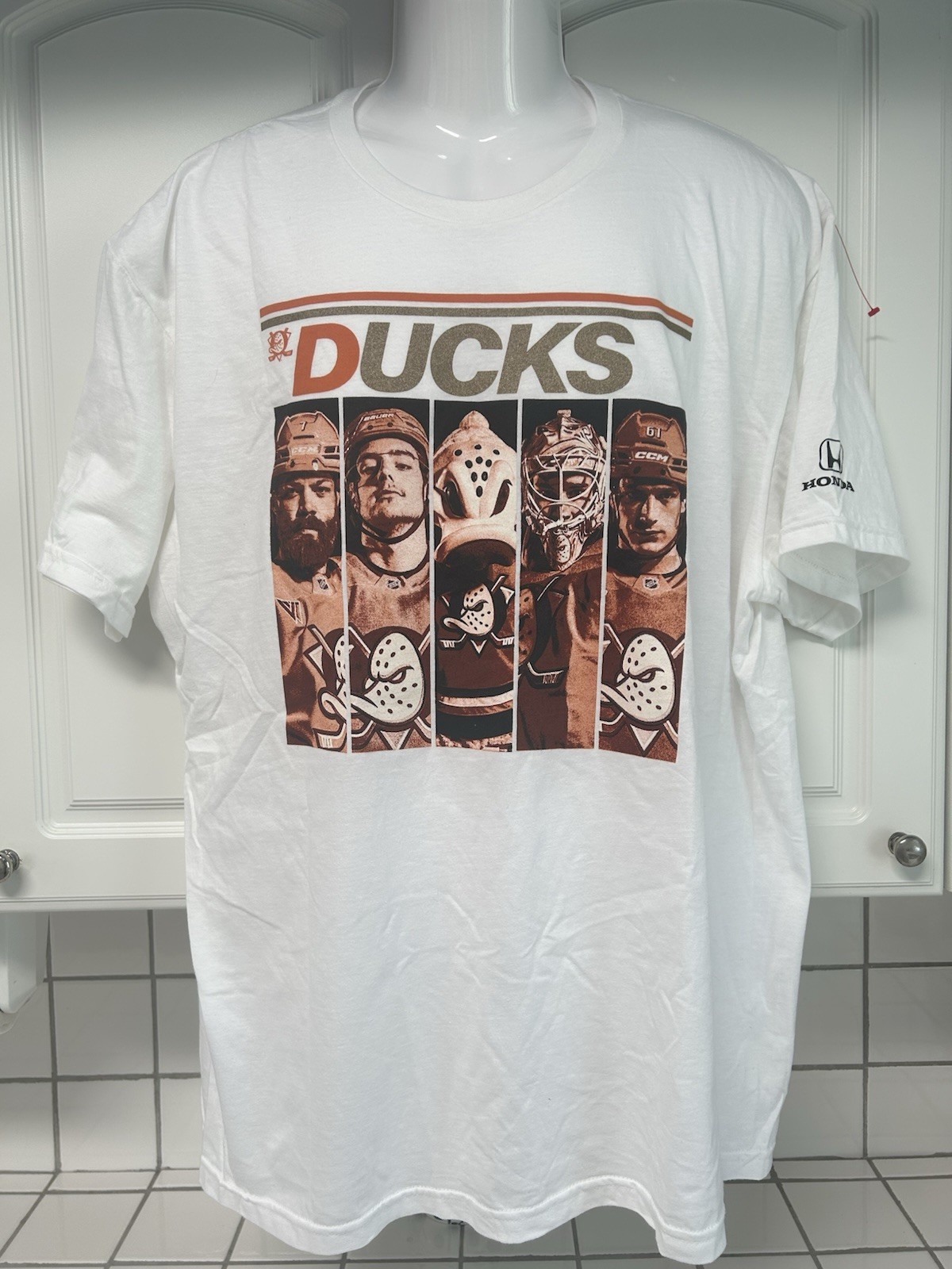 NEW ANAHEIM DUCKS HOCKEY NHL PROMO T SHIRT MENS XL gallery