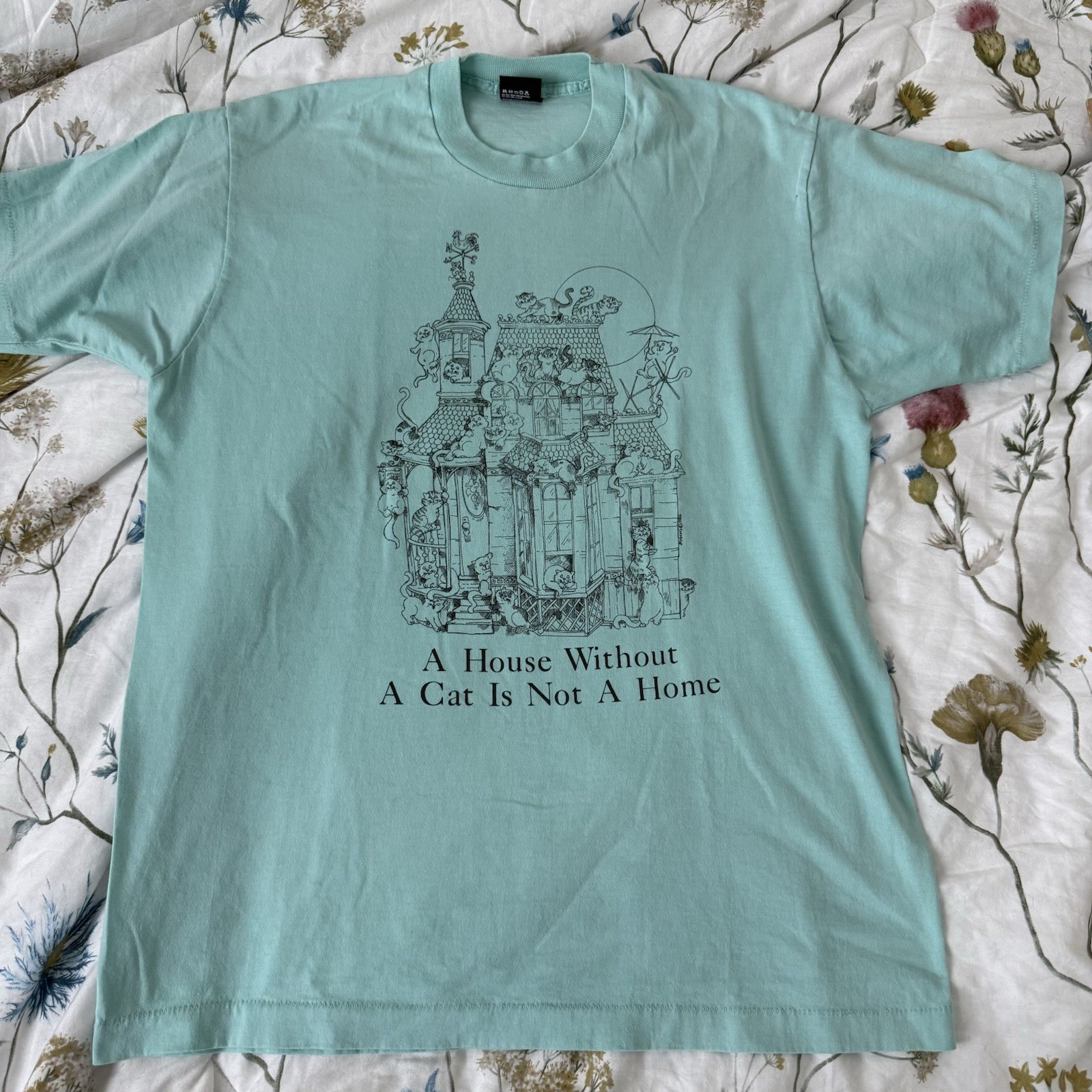Vintage 80s 1986 Cat Lover T Shirt Blue House Without Cats Not A Home Size XL gallery
