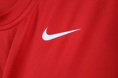 Nike Mens Medium Fitted Compression Short Sleeve Running Jogging Gym T-Shirt Red