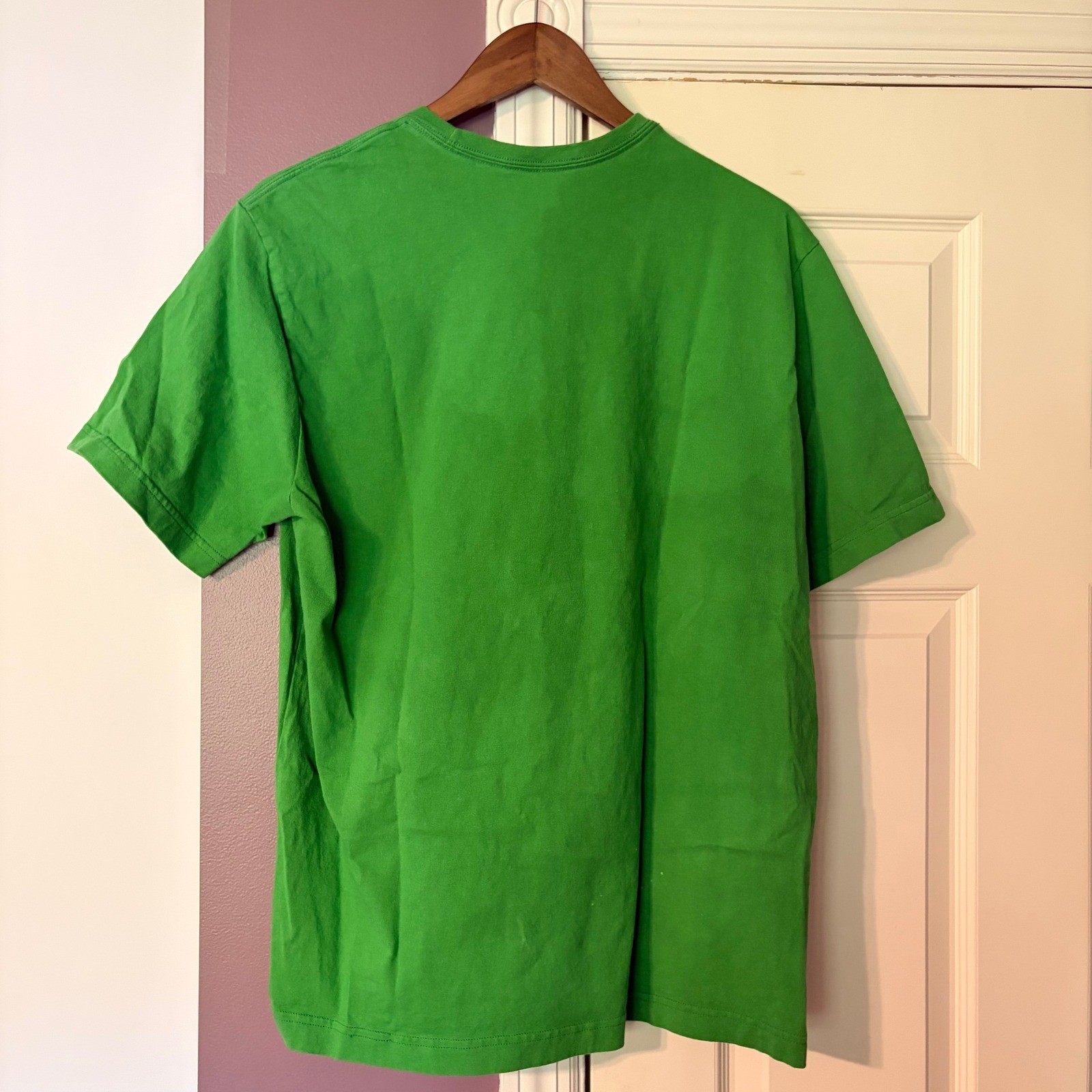 Apple T-Shirt Large Tech Promo Green Short Sleeve Recycled Cotton Logo Tee gallery