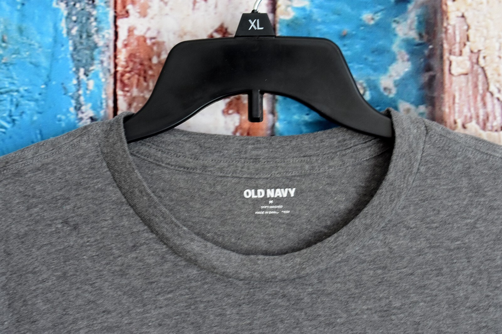 Men's Old Navy Soft-Washed Crewneck T-Shirt Pocket MEDIUM Gray PRE-OWNED gallery