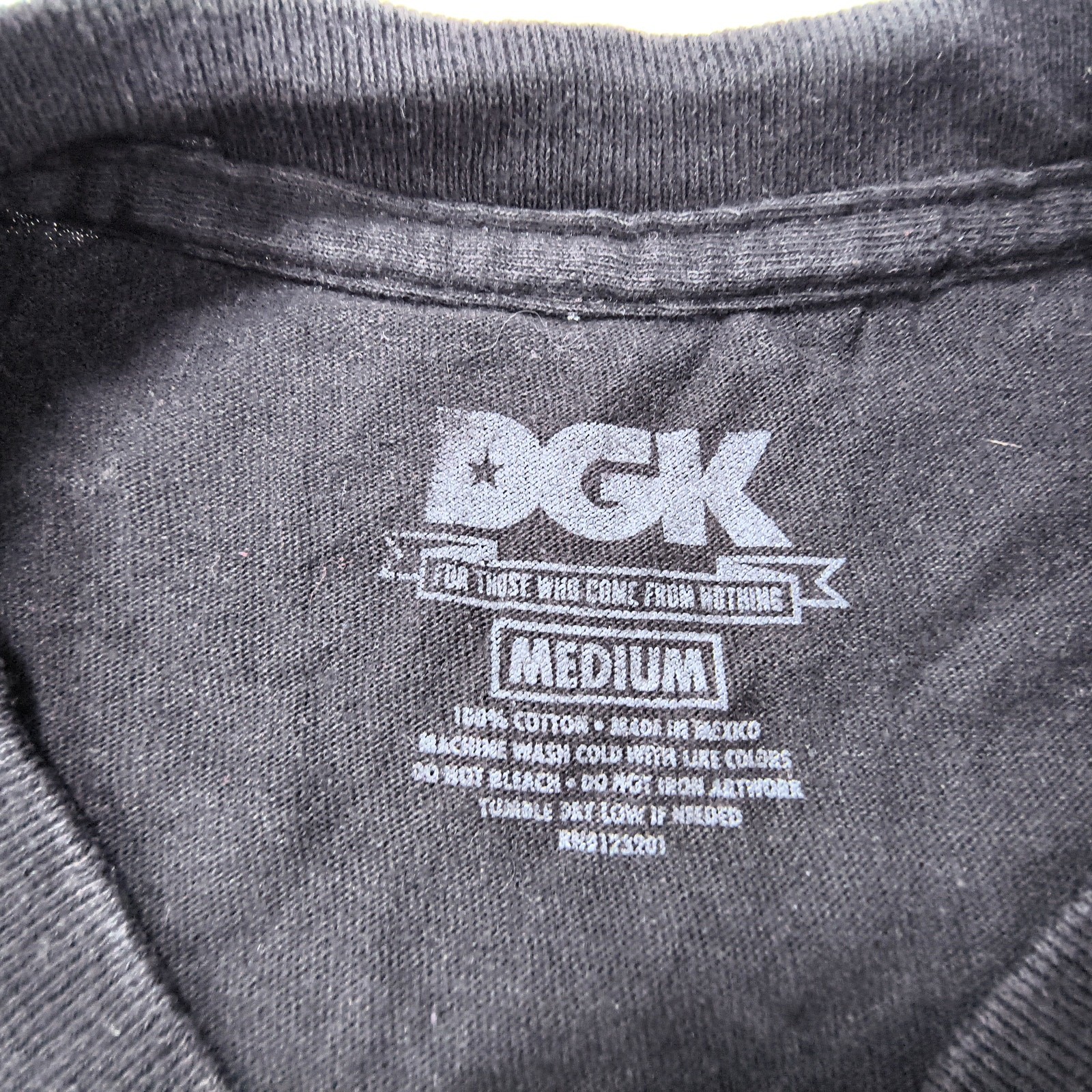 DGK Pinky Next Friday Short Sleeve Graphic Crew Neck Shirt Mens Size M Black gallery