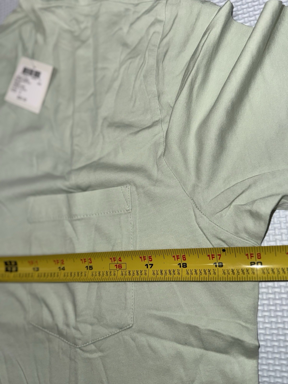 Club Monaco Mens Williams Short Sleeve Pocket Tee Green NWT Size Small Free Ship gallery