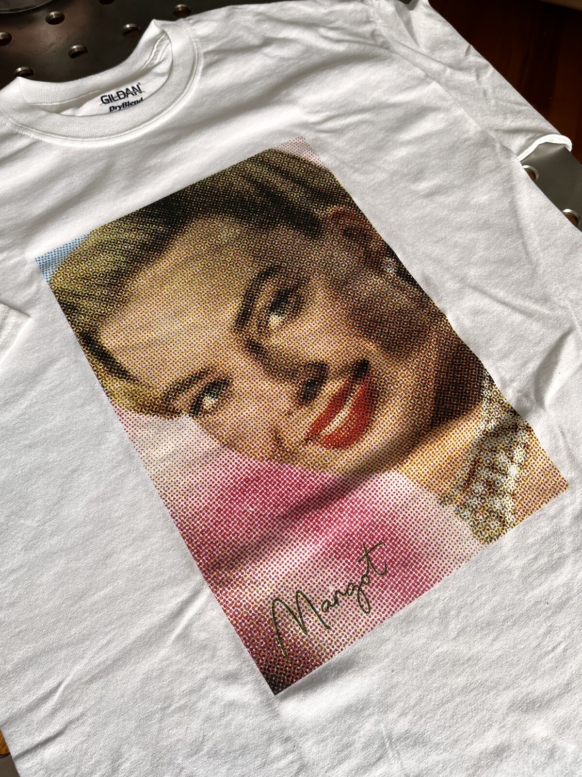 Margot Robbie Beautiful Glamour Image Tee Shirt Hand Silk Screened In Size Med