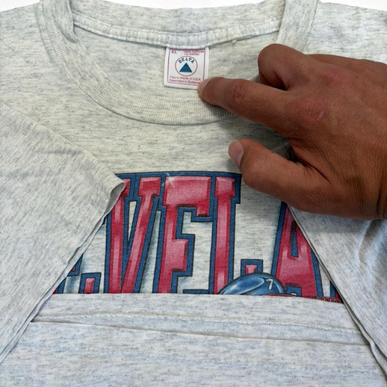 Vintage 1995 Cleveland Indians Division Champs Caricature Shirt Xplosion XL USA gallery