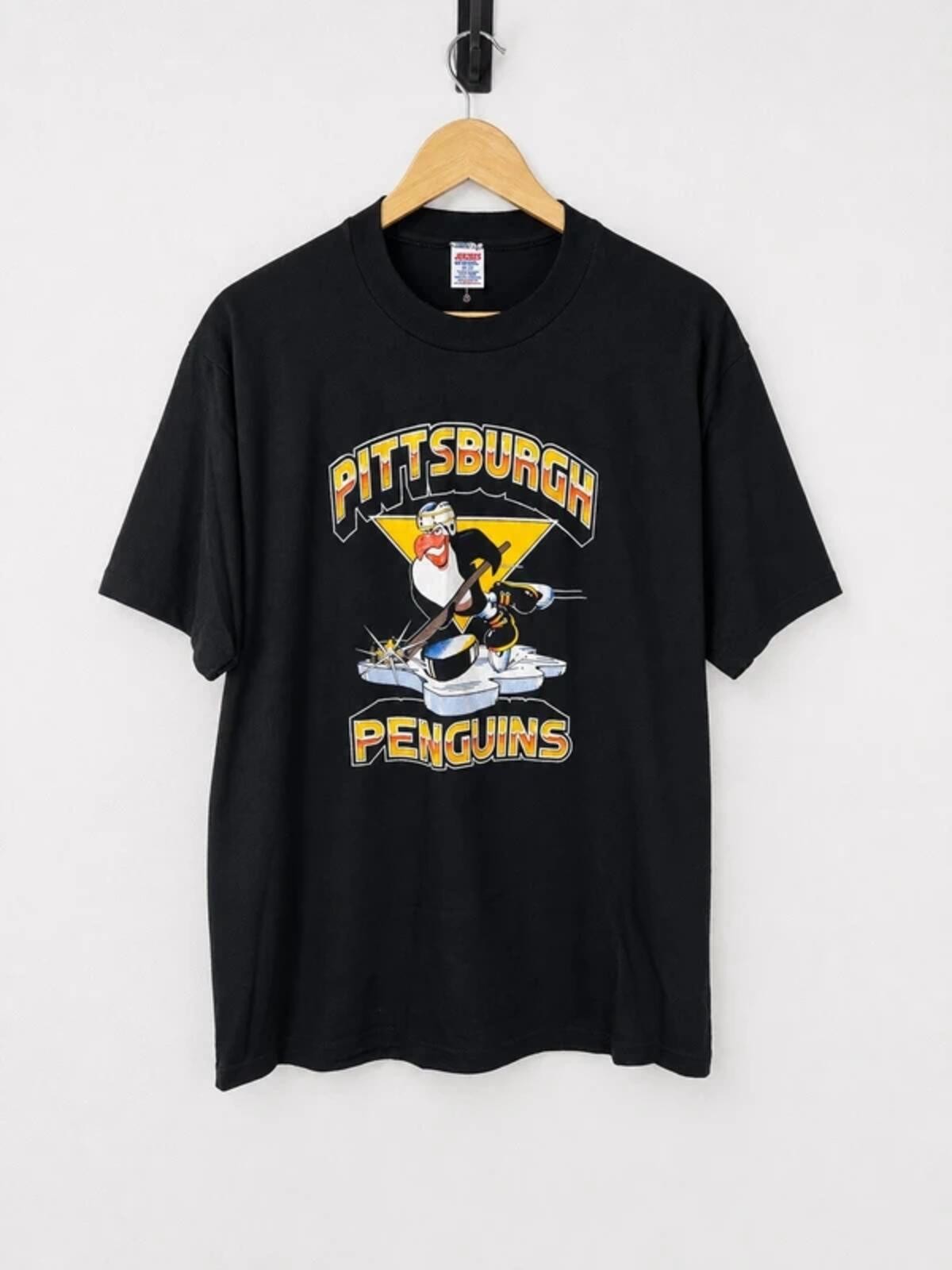 Vintage 90s Pittsburgh Penguins NHL Single Stitch Graphic T-Shirt