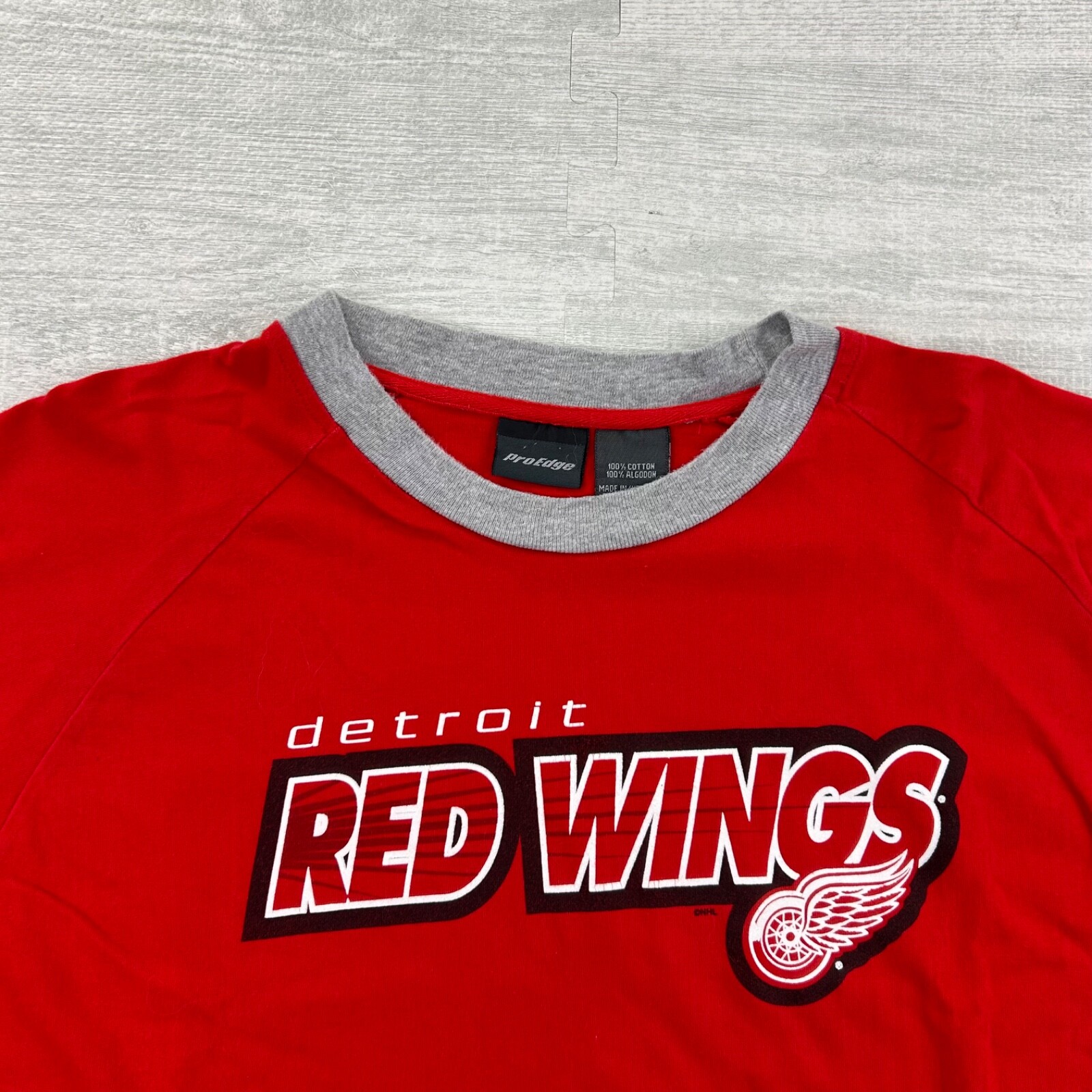 Vintage 90s Detroit Red Wings Shirt Size Large Red NHL Hockey Sports gallery