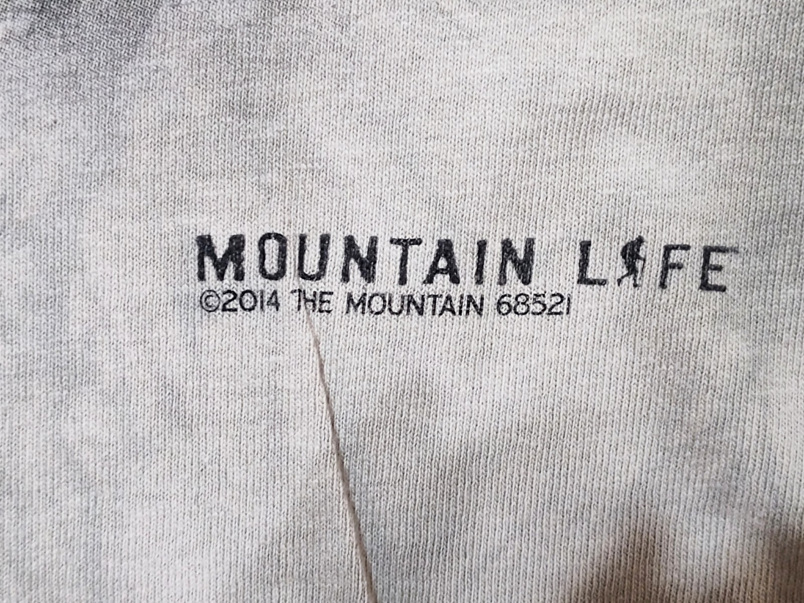 The Mountain T Shirt Men's Green Confidence XL Retired Logo #607 NWOT gallery