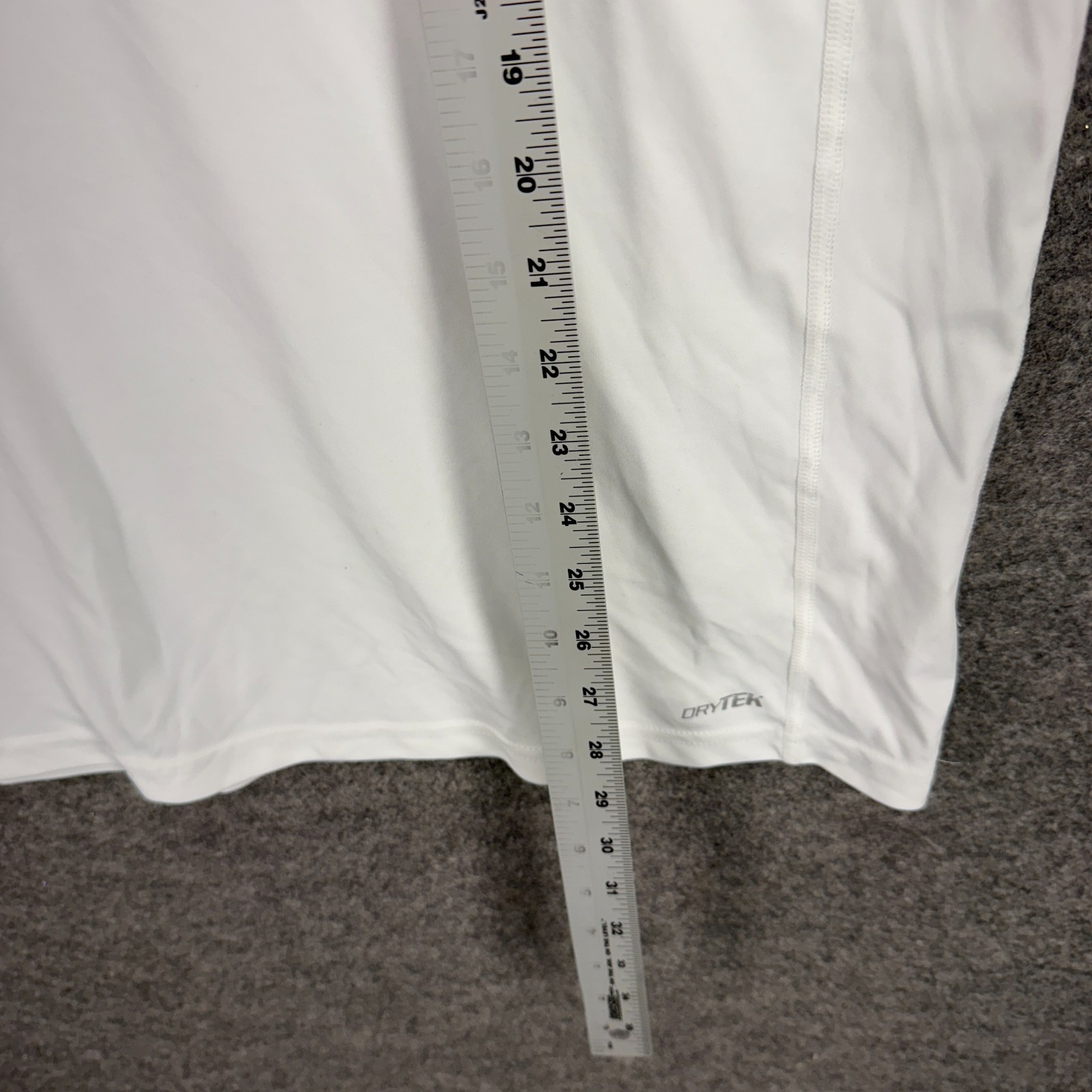Tek Gear T-Shirt Men XL White Crew Neck Short Sleeve Dry Tek Regular Solid gallery
