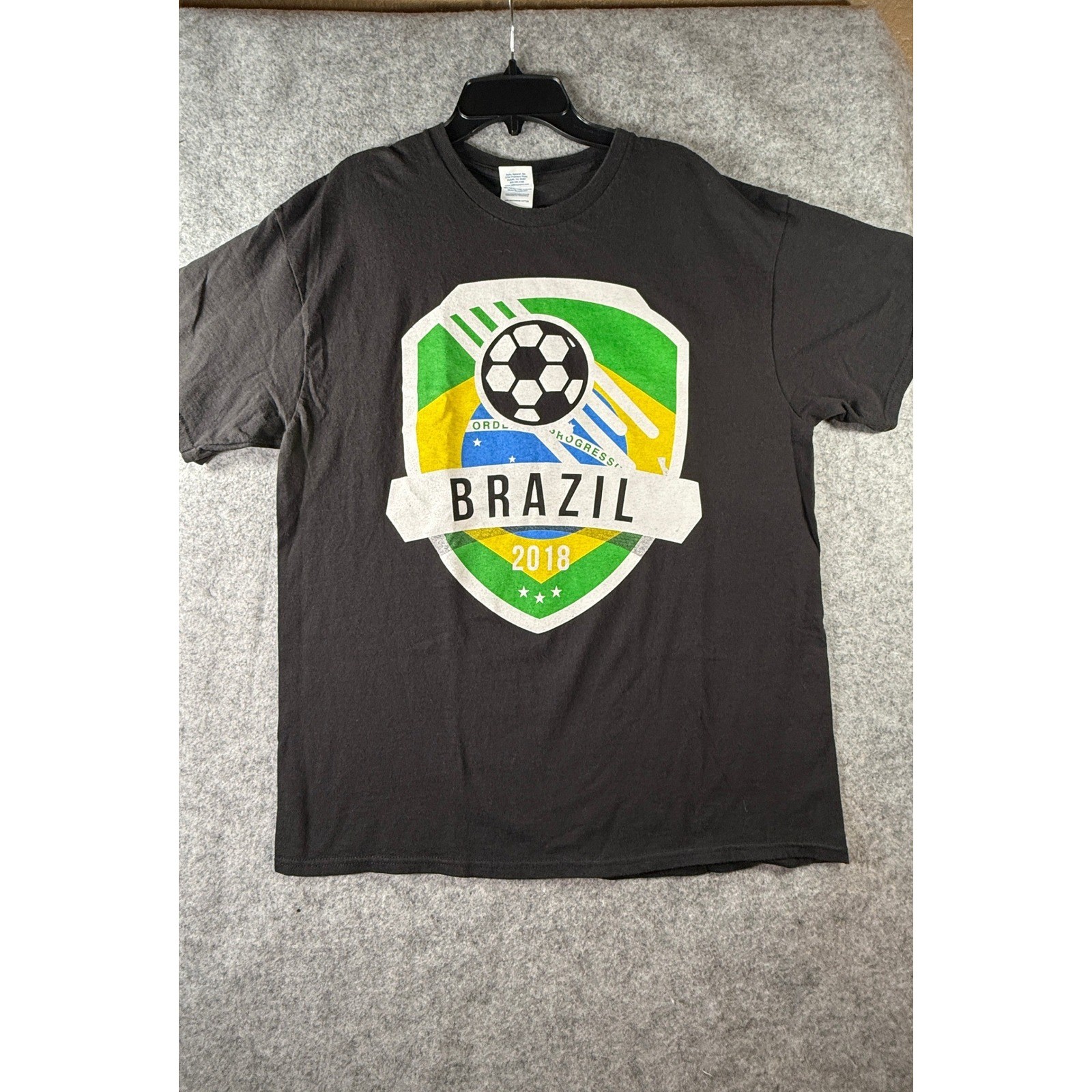 Delta Pro Weight Brazil 2018 Soccer Graphic T-Shirt Black Mens Large gallery
