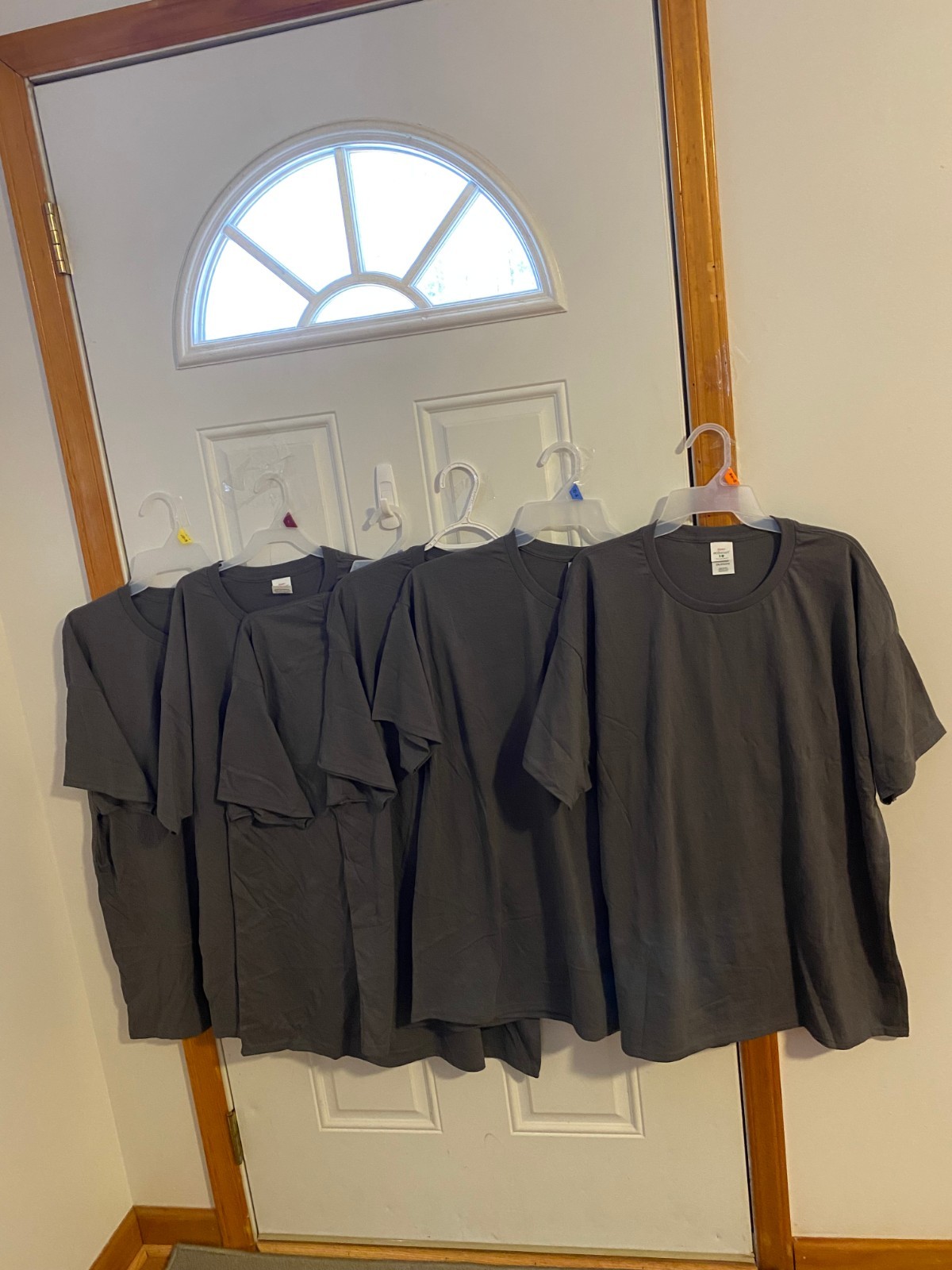 NEW WITHOUT TAGS LOT OF 6 UNISEX SIZE 2XL HANES ECOSMART GRAY T-SHIRTS