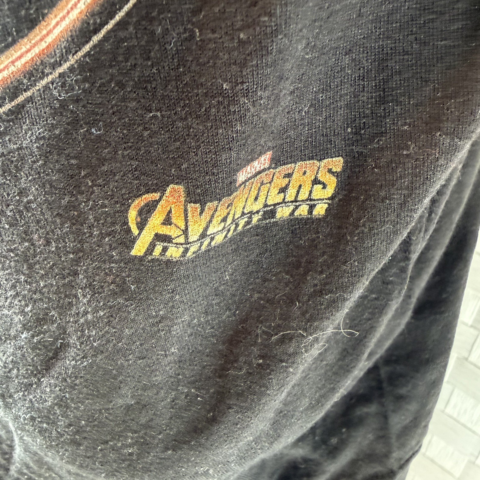Marvel Comics - Avengers Infinity War Men's Medium T-Shirt Graphic Tee Black B gallery