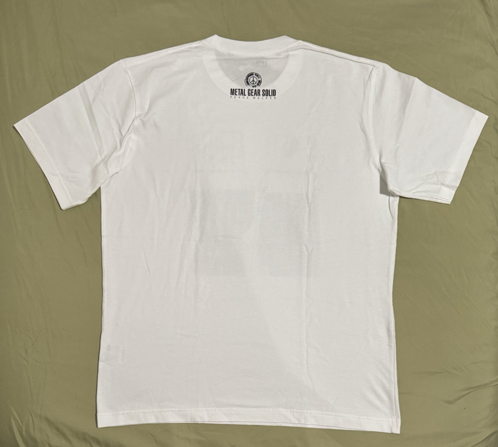 Uniqlo Metal Gear Solid UT Archive Unisex Medium (22 inch PtP) T-Shirt NWT gallery