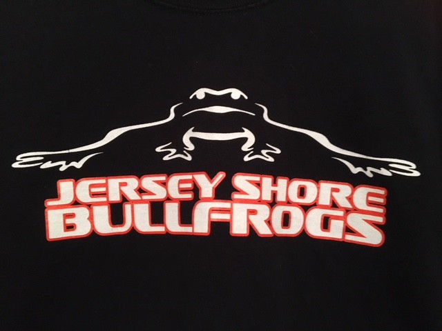 JERSEY SHORE BULL FROGS SIZE MEDIUM BLACK LONG SLEEVED T-SHIRT gallery
