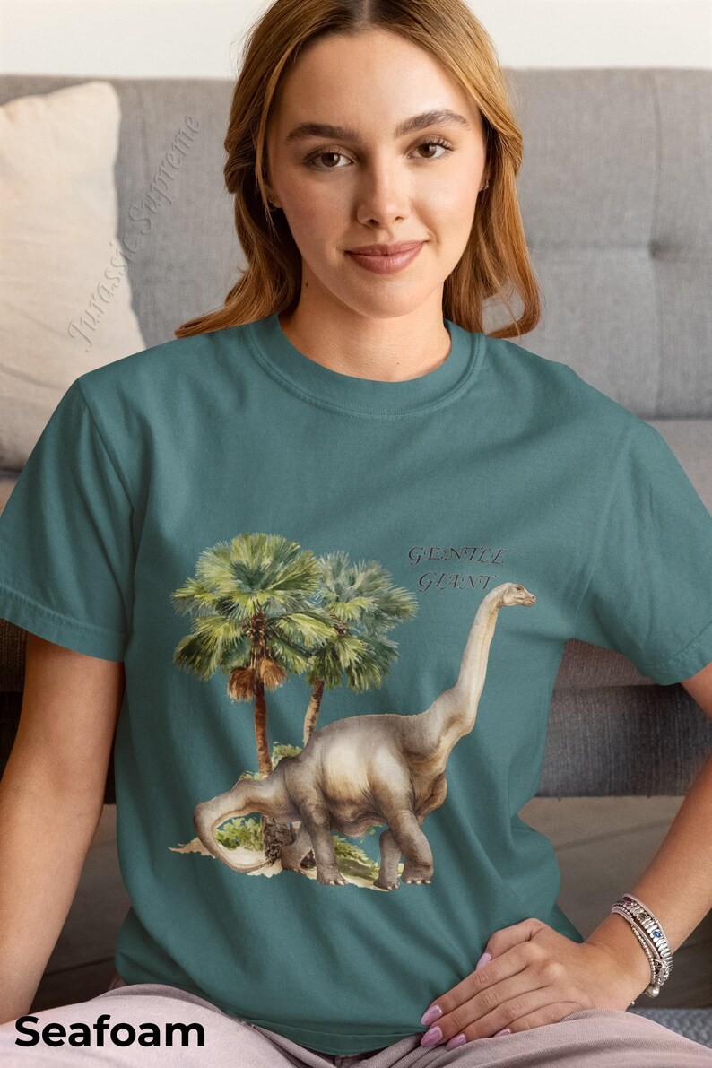Brachiosaurus Gentle Giant Comfort Tee Dinosaur Shirt Men Women gallery