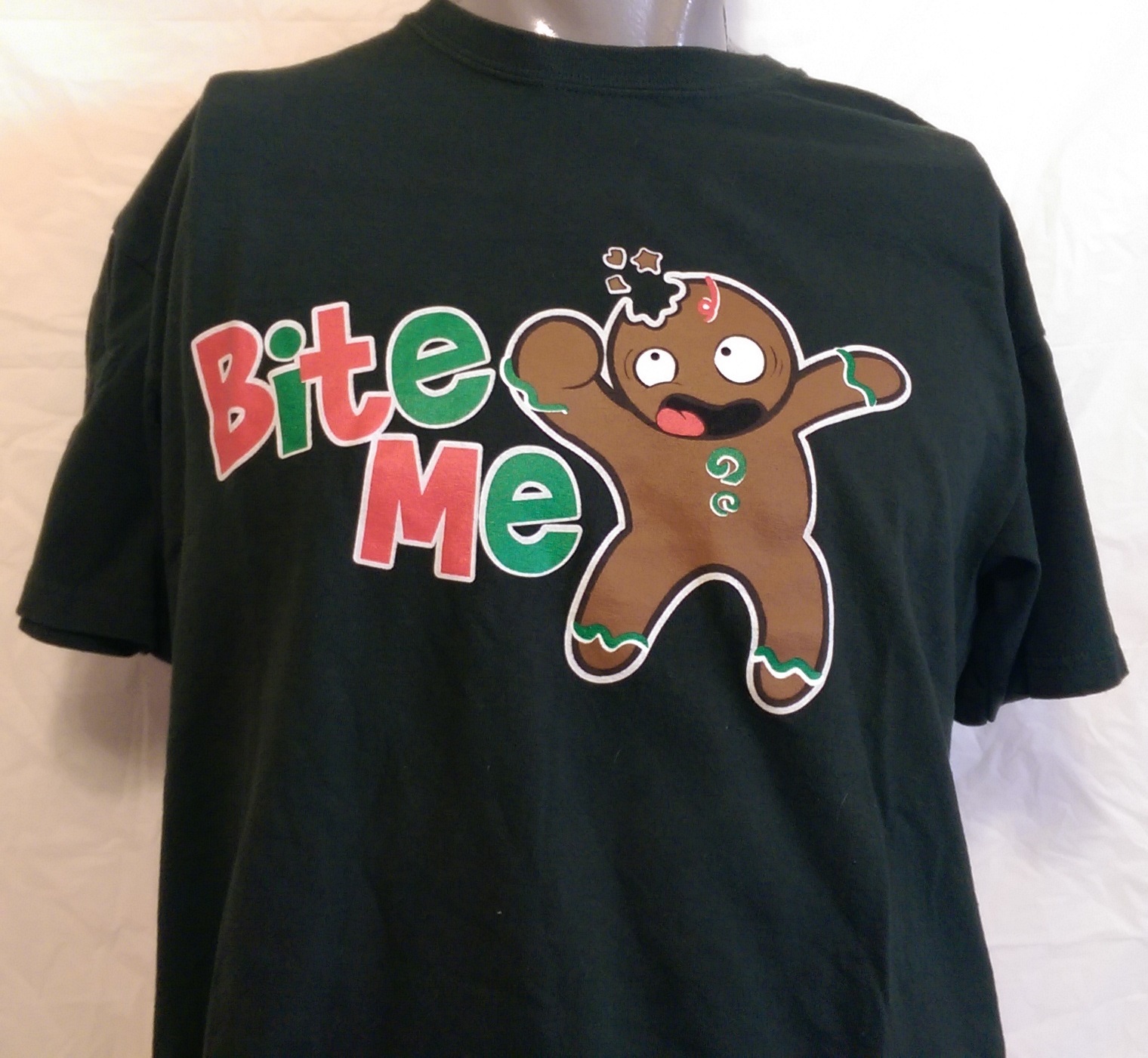 Funny Christmas Novelty Cookie "Bite Me" Shirt Size Large Office Work Party Xmas gallery