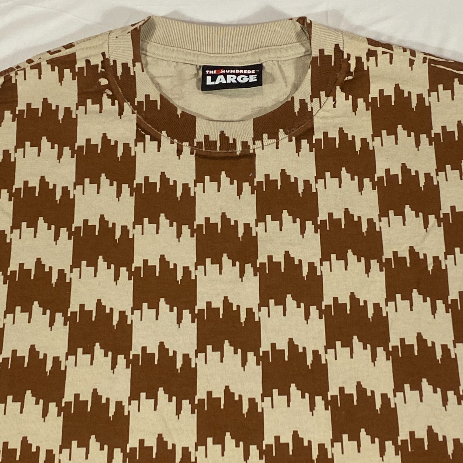 Size Large - The Hundreds Herringbone T Shirt 52-DX13 gallery