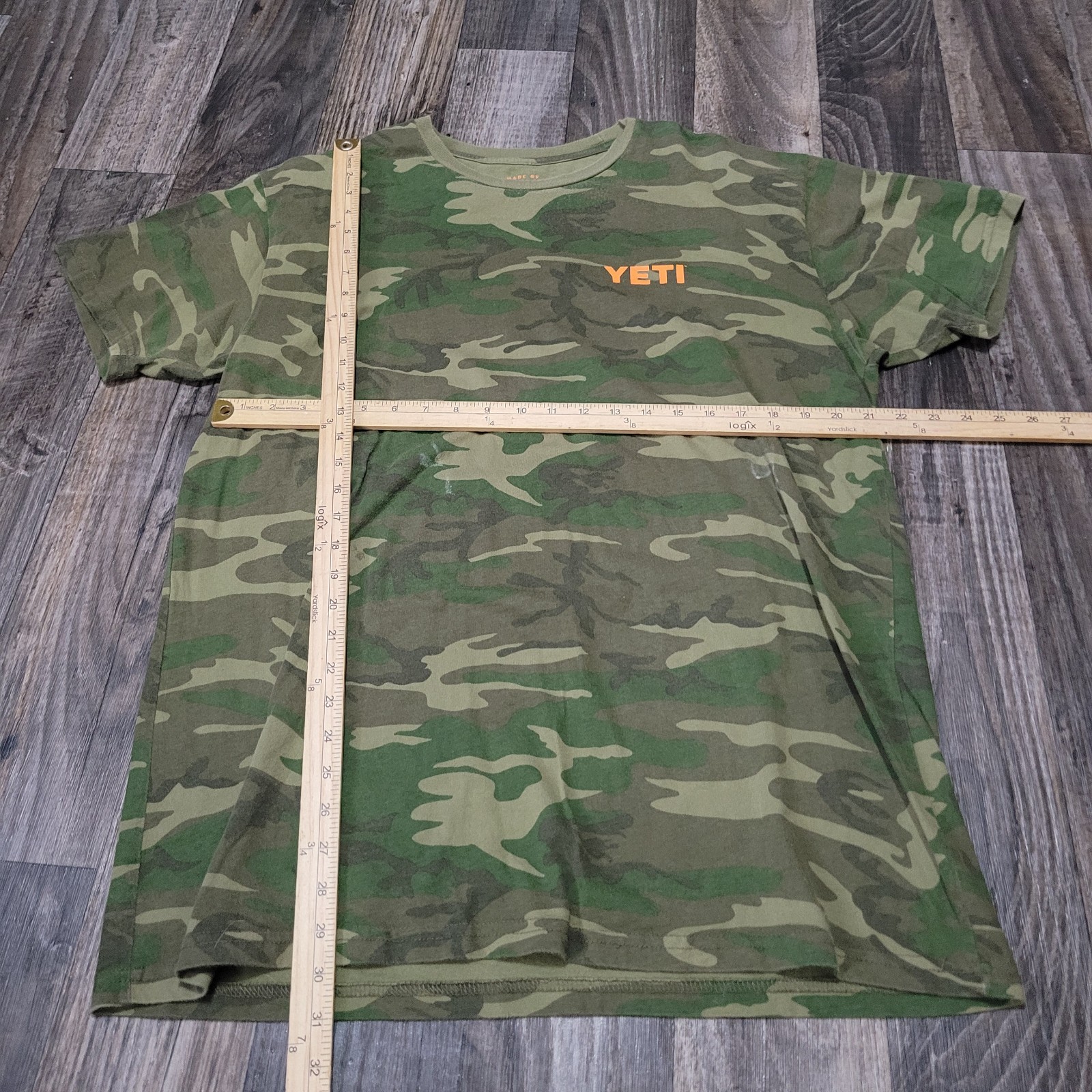 Yeti Men’s Short Sleeve Camo With Orange Logo Size XL Built For The Wild gallery