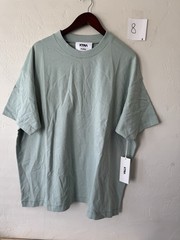 New with tags. No stains or flaws. Wrinkled from storage (see photos)