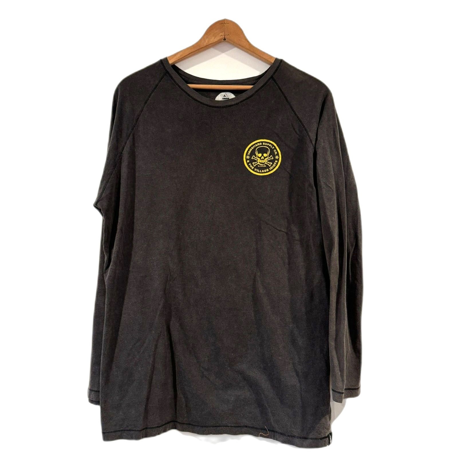 Vanguard x Village Idiots Long Sleeve T-Shirt XL Dark Grey Skull Crossbones gallery