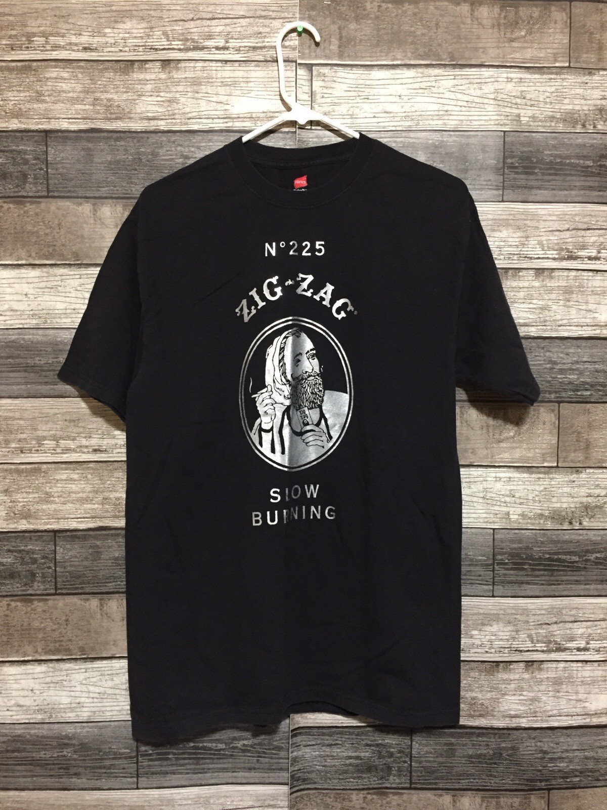 Hanes Zig Zag Rolling Papers T Shirt Men’s M Black Shiny Silver Short Sleeve gallery