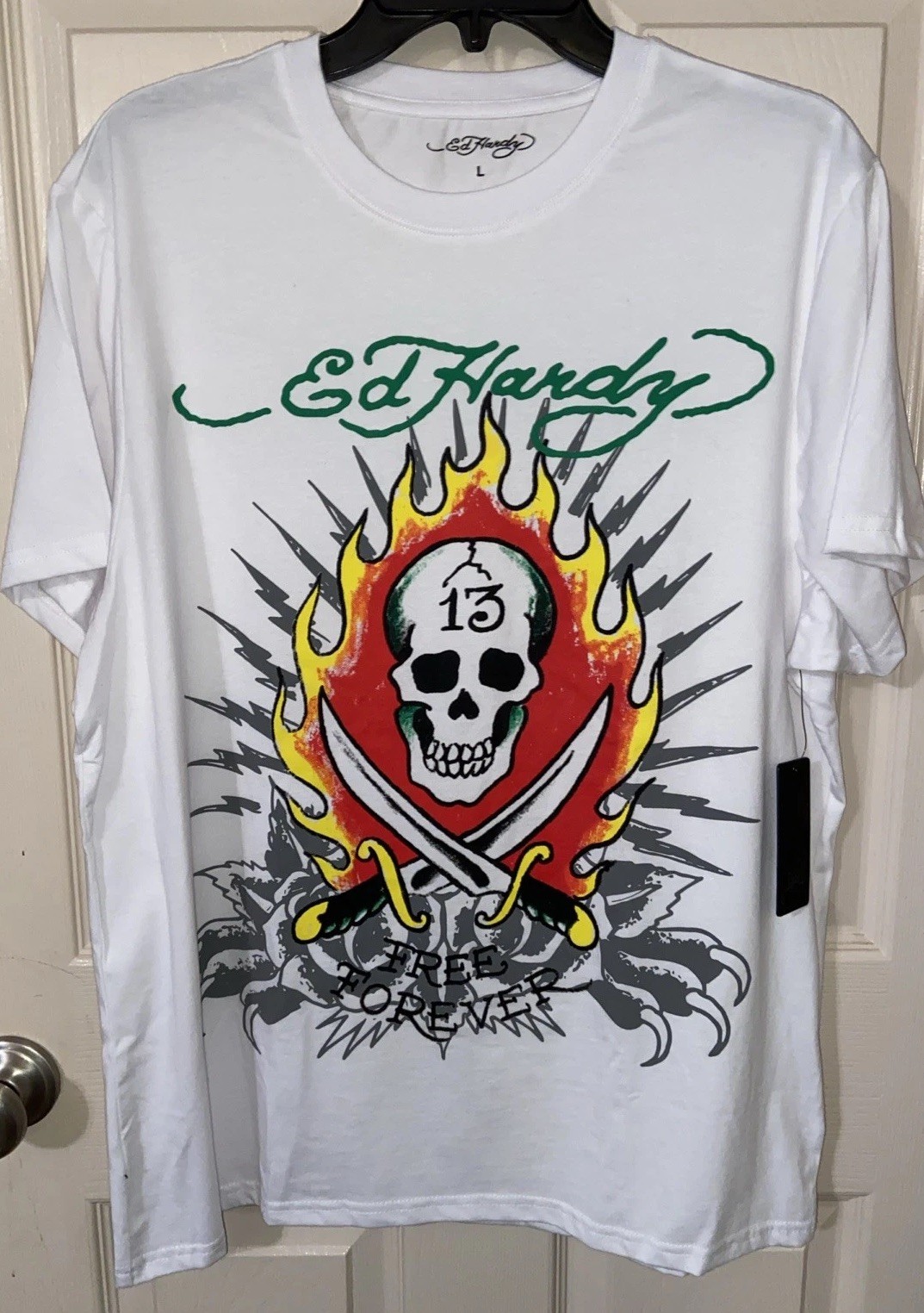 NWT Ed Hardy Flame Skull Swords 13 Cloud Dancer Forever Free Unisex L New
