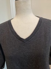 Lands’ End XL (46-48) Men’s V Neck Charcoal Gray Short Sleeve Super T Shirt